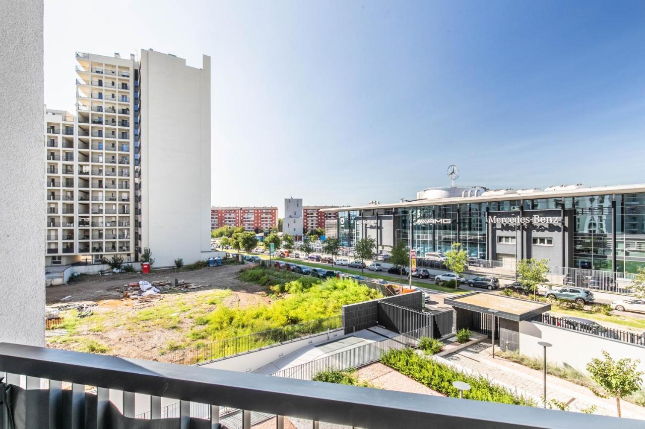 Harmony House - Rho Fiera 6Min - Free Parking - Terrace Apartment Милано Екстериор снимка